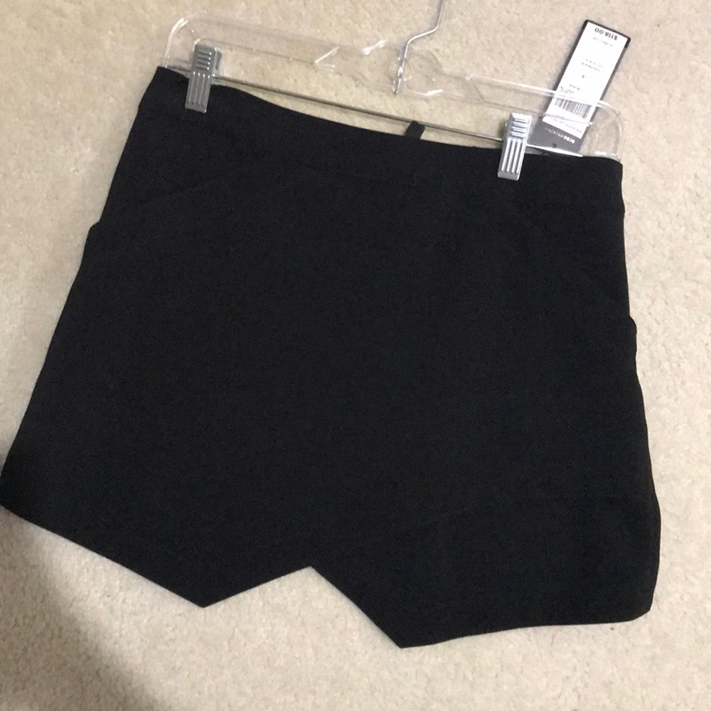 BCBG never worn skirt